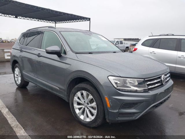 3VV3B7AX6JM070615  volkswagen tiguan 2018 IMG 0