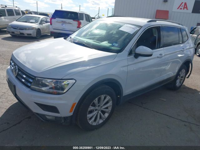 3VV3B7AX9JM026592  volkswagen tiguan 2017 IMG 1