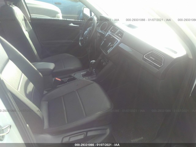 3VV3B7AXXJM083576  volkswagen tiguan 2018 IMG 4