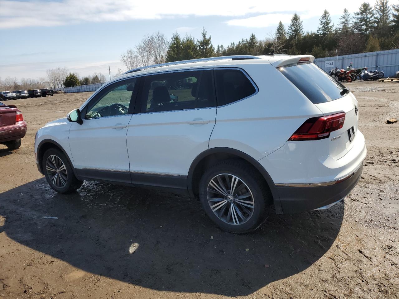 3VV4B7AX5JM007090  volkswagen tiguan 2017 IMG 1