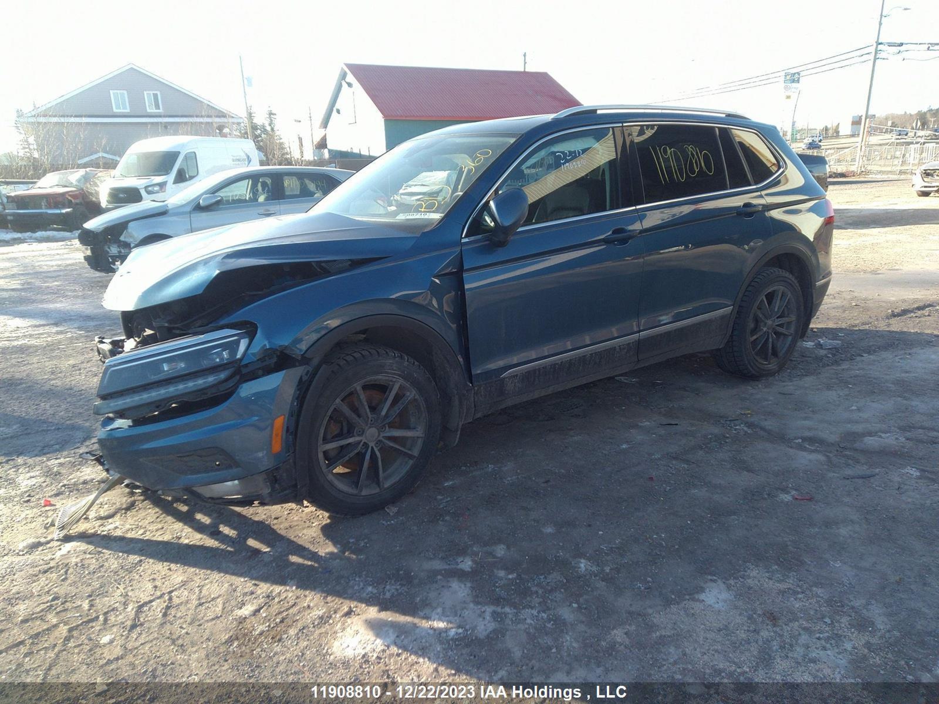 3VV4B7AXXJM007943  volkswagen tiguan 2017 IMG 1