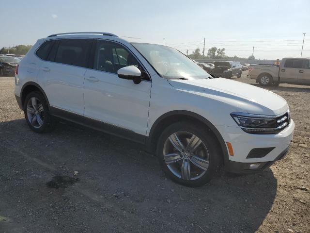 3VV5B7AX6JM010049  volkswagen tiguan 2017 IMG 3