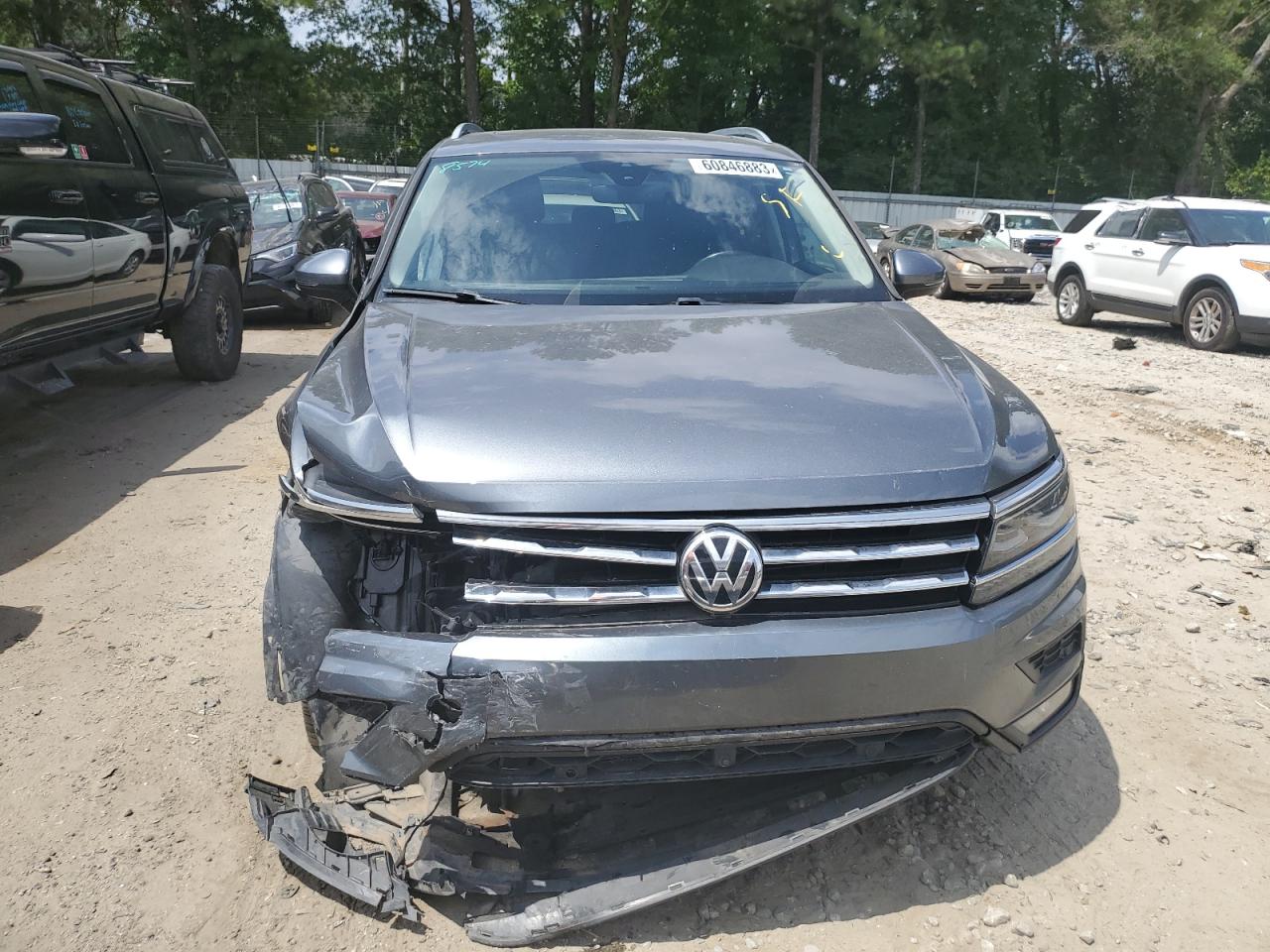 3VV5B7AX8JM085061  volkswagen tiguan 2017 IMG 4