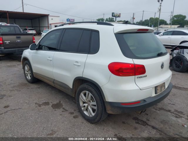 WVGAV7AX1HK023437  volkswagen tiguan 2017 IMG 2