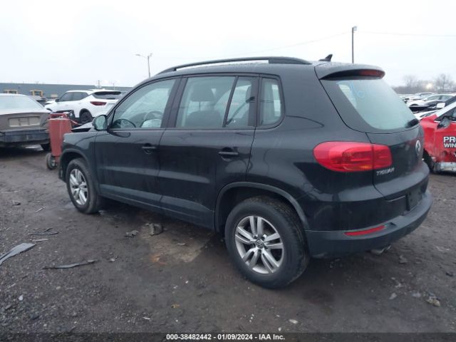 WVGAV7AX1HK037676  volkswagen tiguan 2017 IMG 2