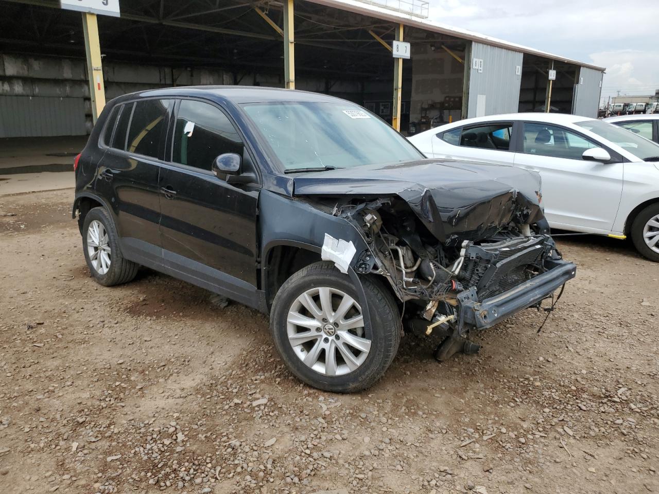 WVGAV7AX5HK051502  volkswagen tiguan 2017 IMG 3