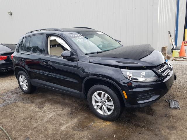 WVGAV7AX7HK027315  volkswagen tiguan 2017 IMG 0