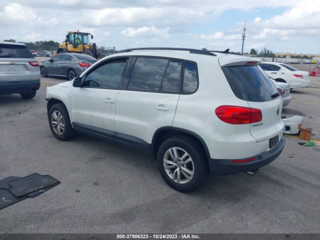 WVGAV7AXXHK039815  volkswagen tiguan 2017 IMG 2