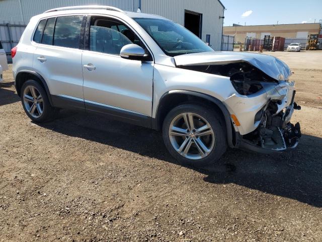 WVGLV7AX7HK032555  volkswagen tiguan 2017 IMG 3