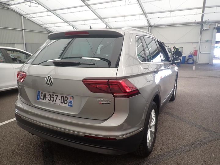 WVGZZZ5NZHW928842  volkswagen tiguan 2017 IMG 2