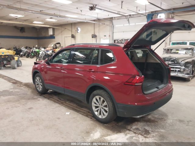 3VV0B7AX1JM108156  volkswagen tiguan 2018 IMG 2