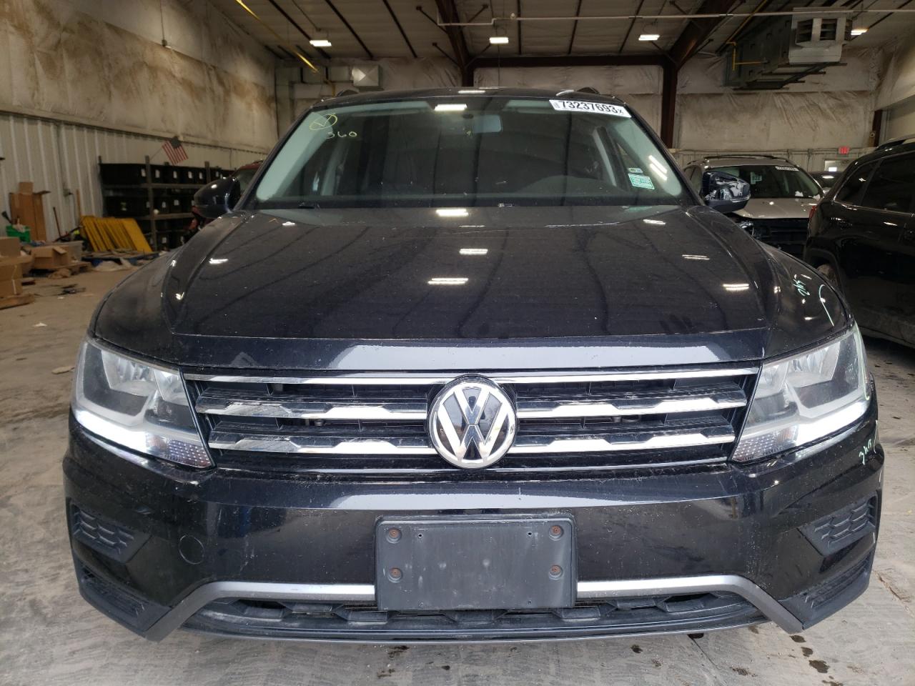 3VV0B7AX5JM119970  volkswagen tiguan 2018 IMG 4