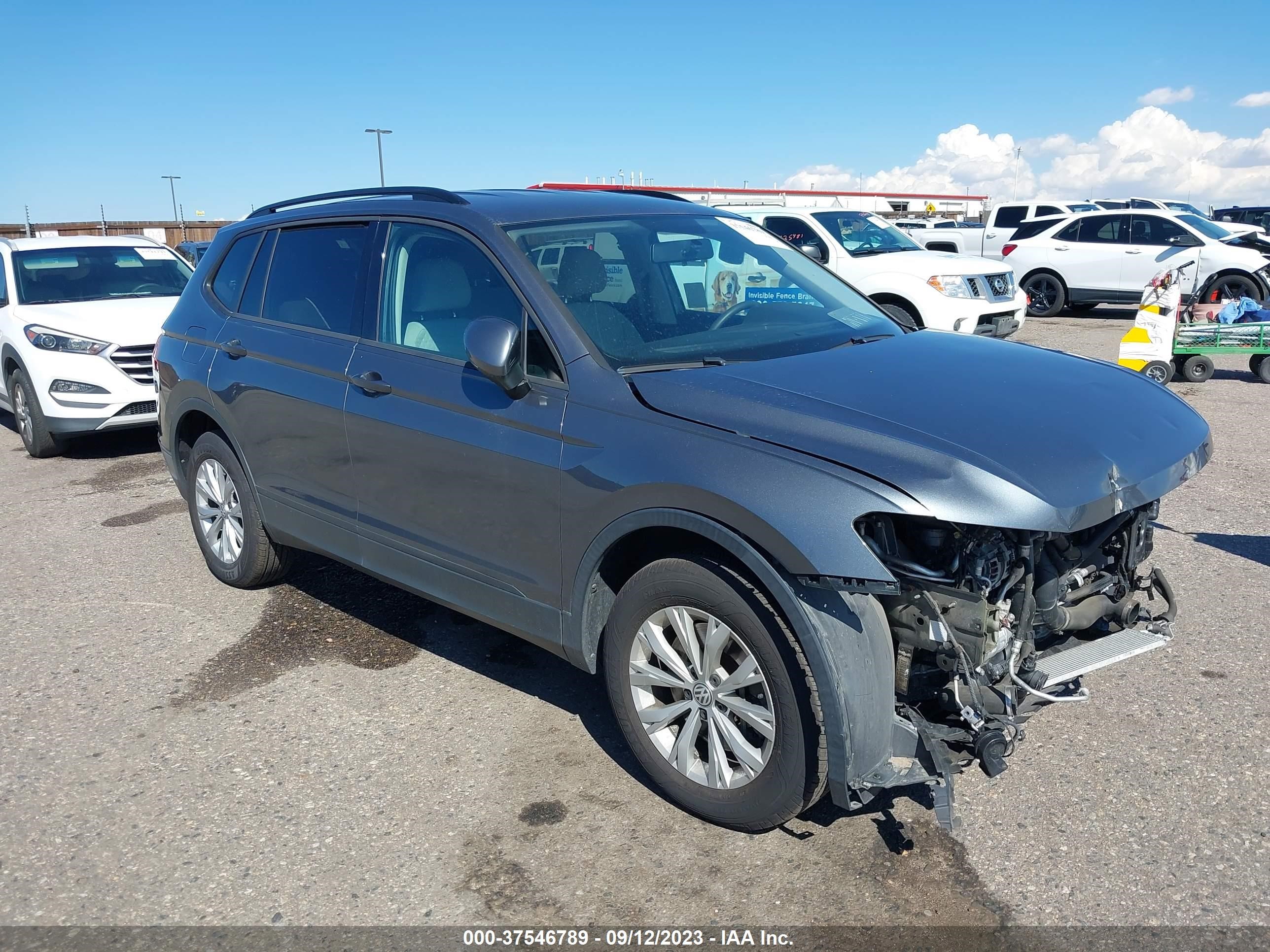 3VV0B7AXXJM208563  volkswagen tiguan 2018 IMG 0