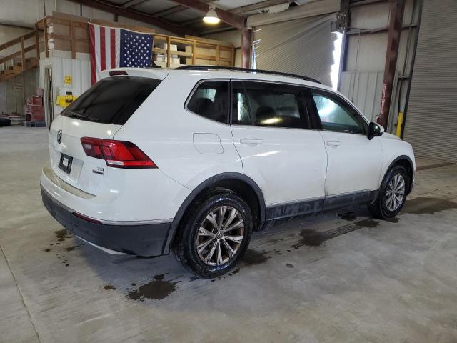 3VV2B7AX0JM112739  volkswagen tiguan 2018 IMG 2