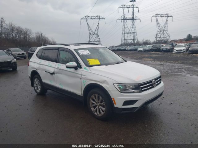 3VV2B7AX0JM115060  volkswagen tiguan 2018 IMG 0