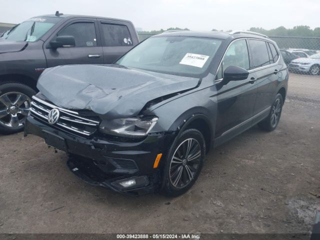 3VV2B7AX0JM216695  volkswagen tiguan 2018 IMG 1