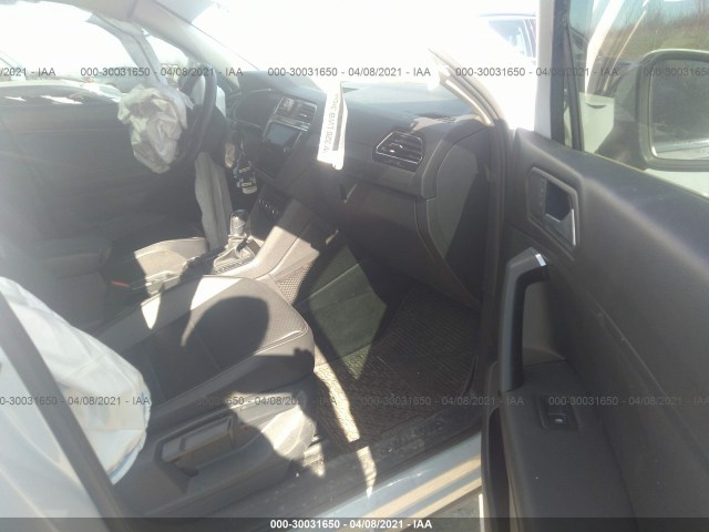 3VV2B7AX1KM066131  volkswagen tiguan 2019 IMG 4