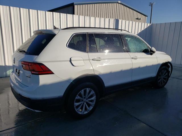 3VV2B7AX2JM171887  volkswagen tiguan 2018 IMG 2