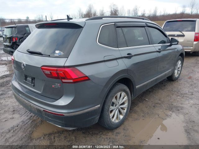 3VV2B7AX4JM221558  volkswagen tiguan 2018 IMG 3