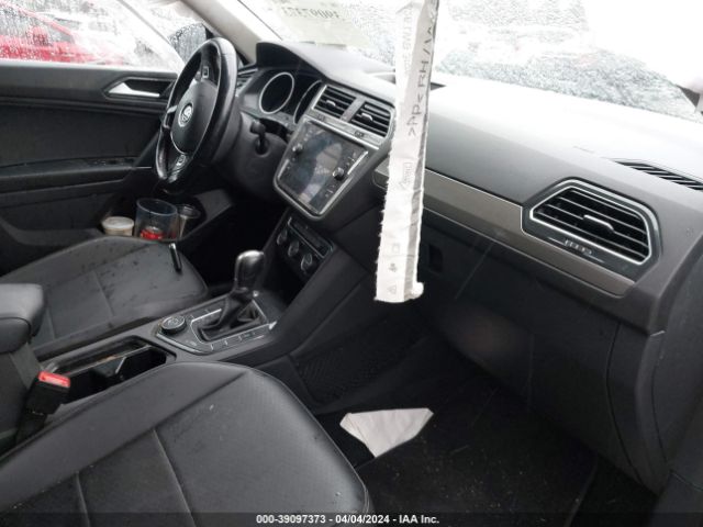 3VV2B7AX5KM018969  volkswagen tiguan 2019 IMG 4