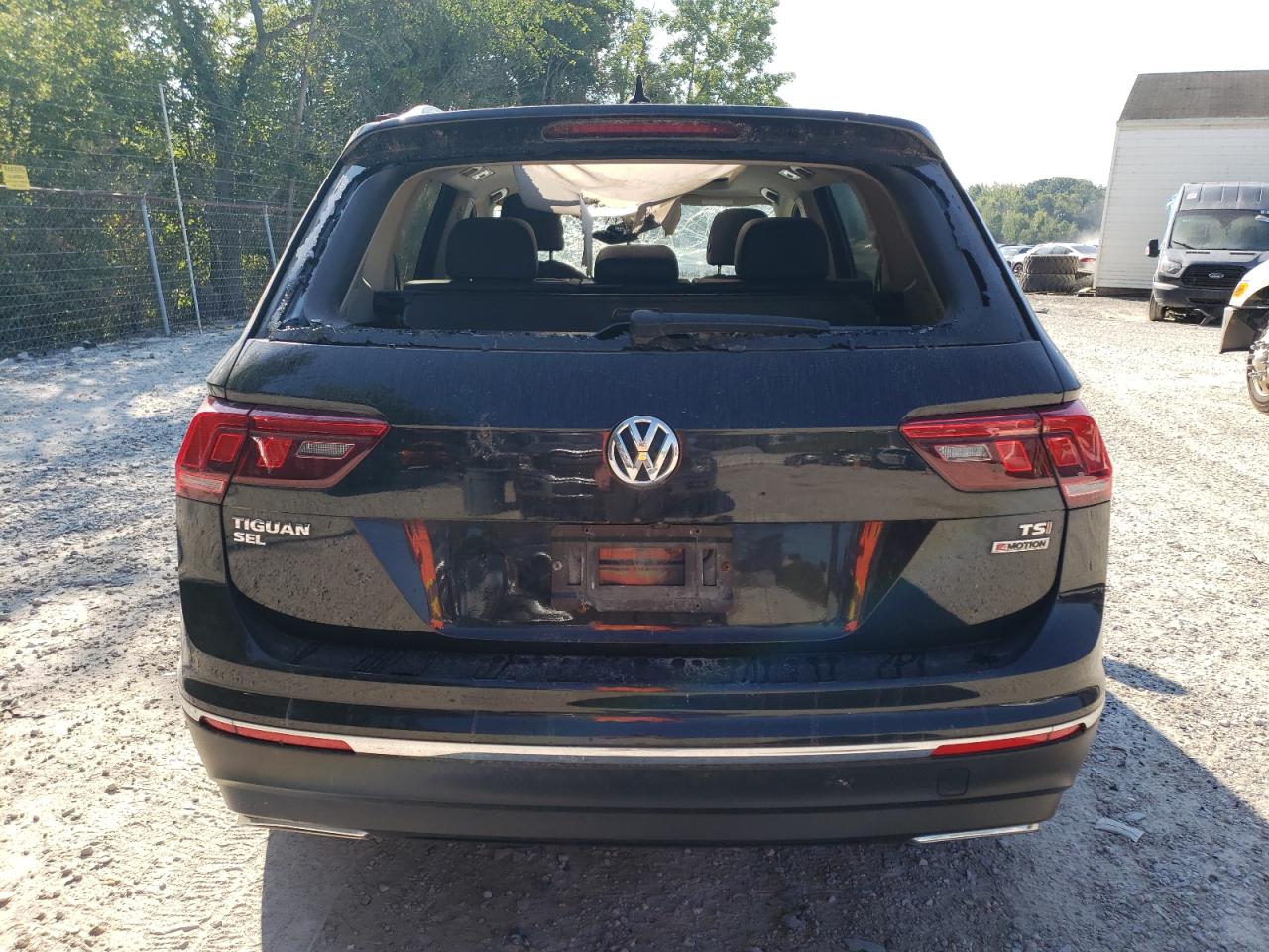 3VV2B7AX6JM133756  volkswagen tiguan 2018 IMG 5