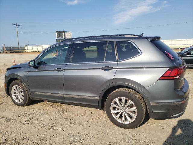 3VV2B7AX6JM147673  volkswagen  2018 IMG 1