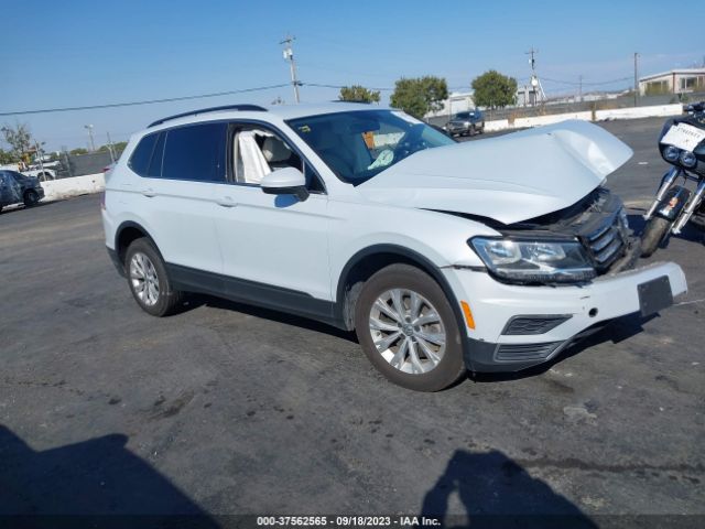 3VV2B7AX6KM019984  volkswagen tiguan 2018 IMG 0