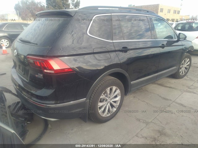 3VV2B7AX8JM126744  volkswagen tiguan 2018 IMG 3