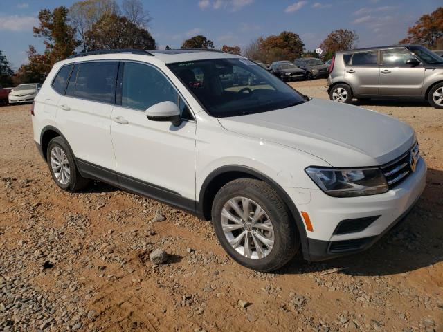 3VV3B7AX1KM071429  volkswagen tiguan 2019 IMG 3