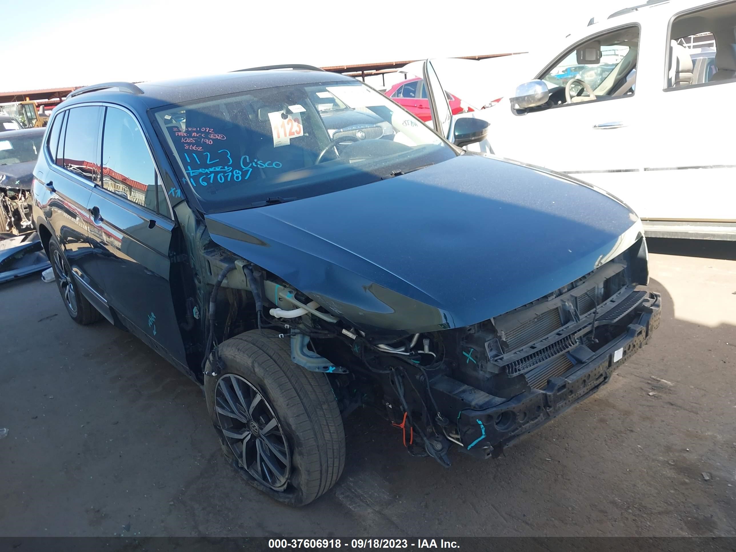 3VV3B7AX2JM008662  volkswagen tiguan 2018 IMG 5