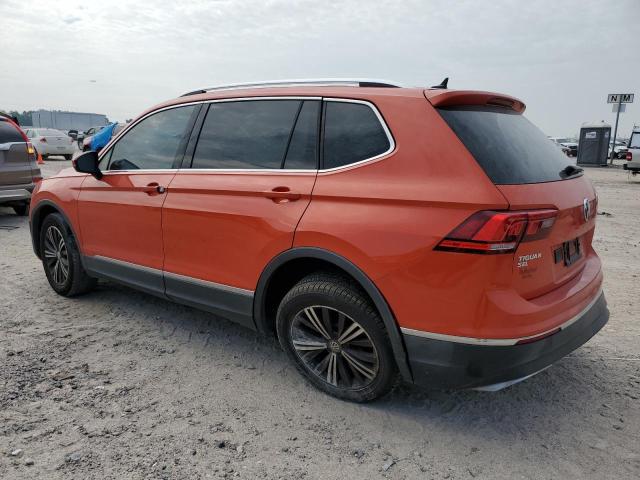 3VV3B7AX2JM111998  volkswagen tiguan 2018 IMG 1