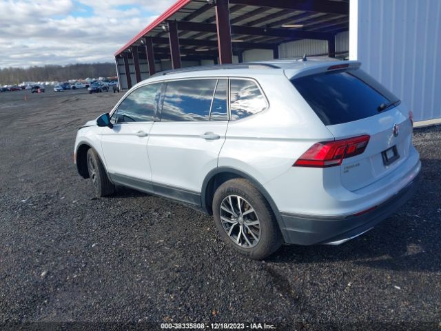 3VV3B7AX2JM191674  volkswagen tiguan 2018 IMG 2