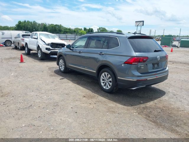 3VV3B7AX5JM171287  volkswagen tiguan 2018 IMG 2