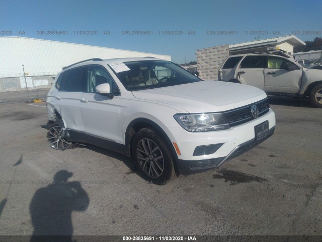 3VV3B7AX7JM220523  volkswagen tiguan 2018 IMG 0