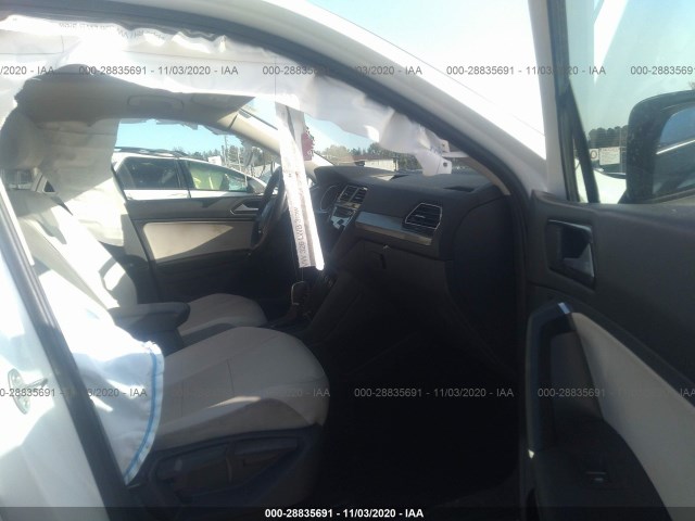 3VV3B7AX7JM220523  volkswagen tiguan 2018 IMG 4