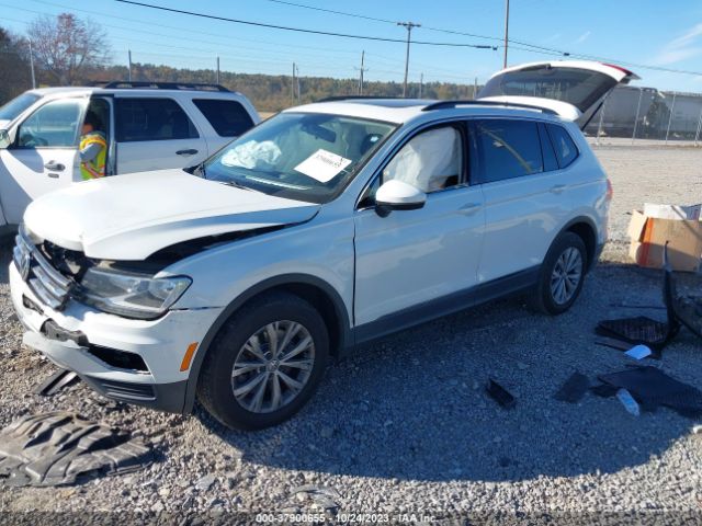 3VV3B7AX8JM128787  volkswagen tiguan 2018 IMG 1