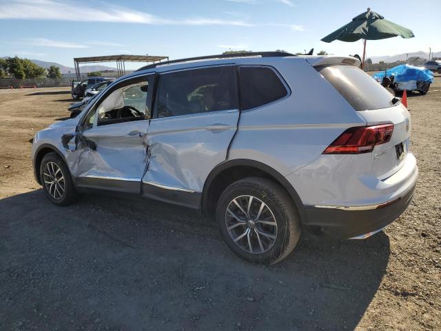 3VV3B7AXXJM221018  volkswagen tiguan 2018 IMG 1