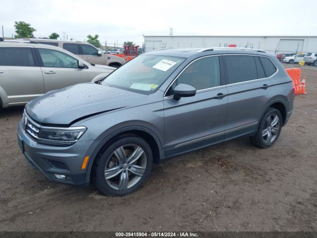 3VV4B7AX0KM018340  volkswagen tiguan 2018 IMG 1