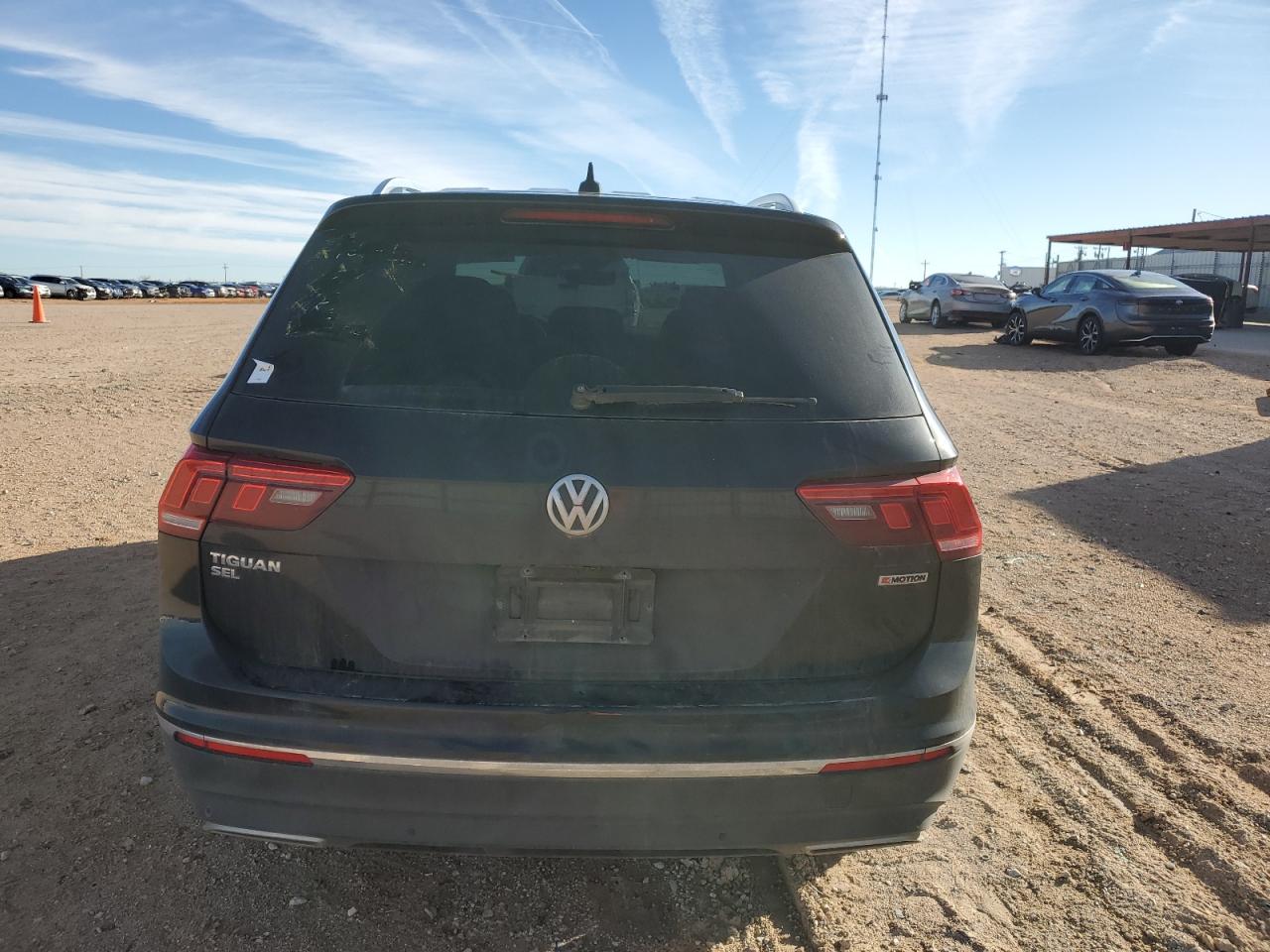 3VV4B7AX5KM004482  volkswagen tiguan 2019 IMG 5