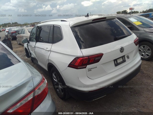 3VV5B7AX6JM154992  volkswagen tiguan 2018 IMG 2