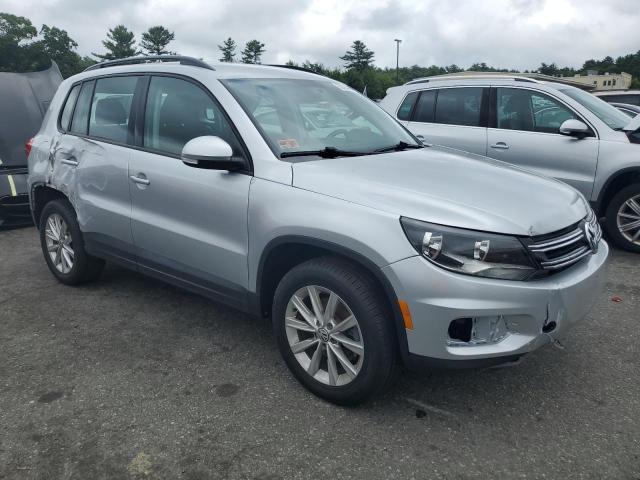 WVGAV7AX9JK002888  volkswagen tiguan 2018 IMG 3