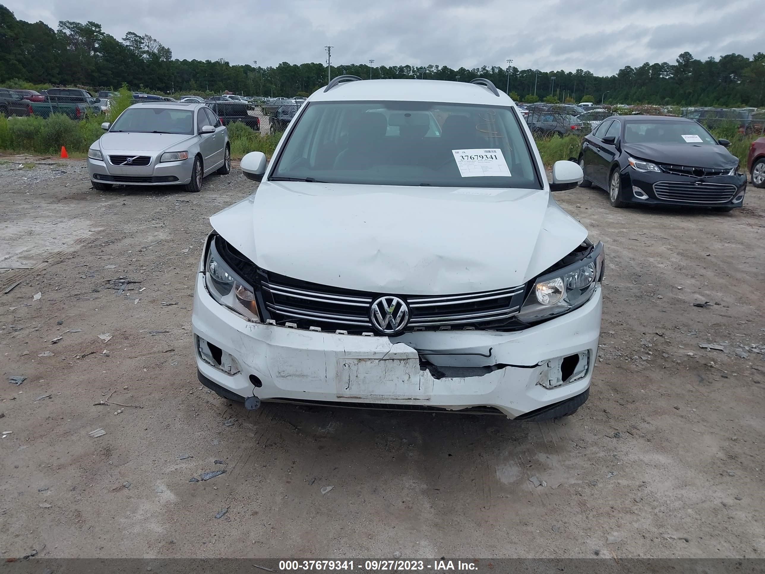 WVGBV7AX5JK002634  volkswagen tiguan 2018 IMG 5