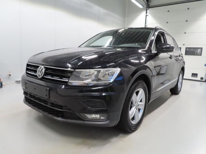 WVGZZZ5NZJW982591  volkswagen tiguan 2018 IMG 0