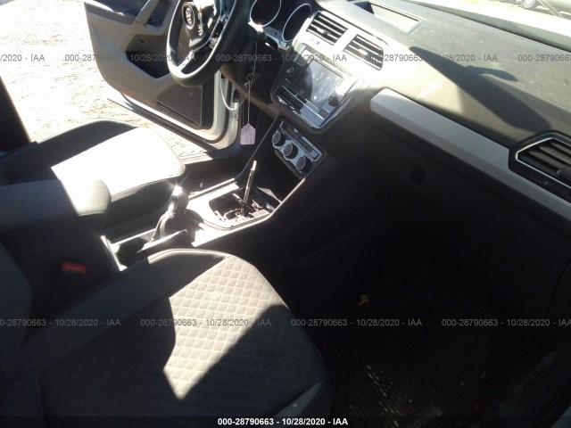 3VV1B7AX2KM125280  volkswagen tiguan 2019 IMG 4