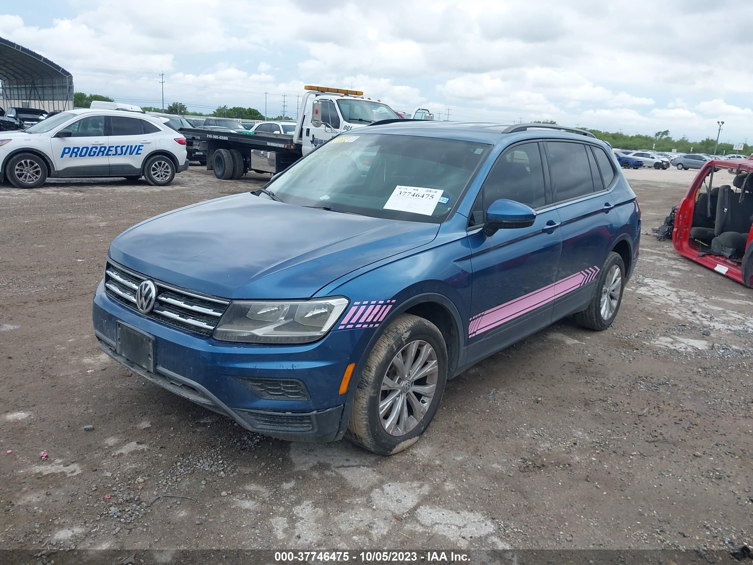 3VV1B7AX4KM100798  volkswagen tiguan 2019 IMG 1