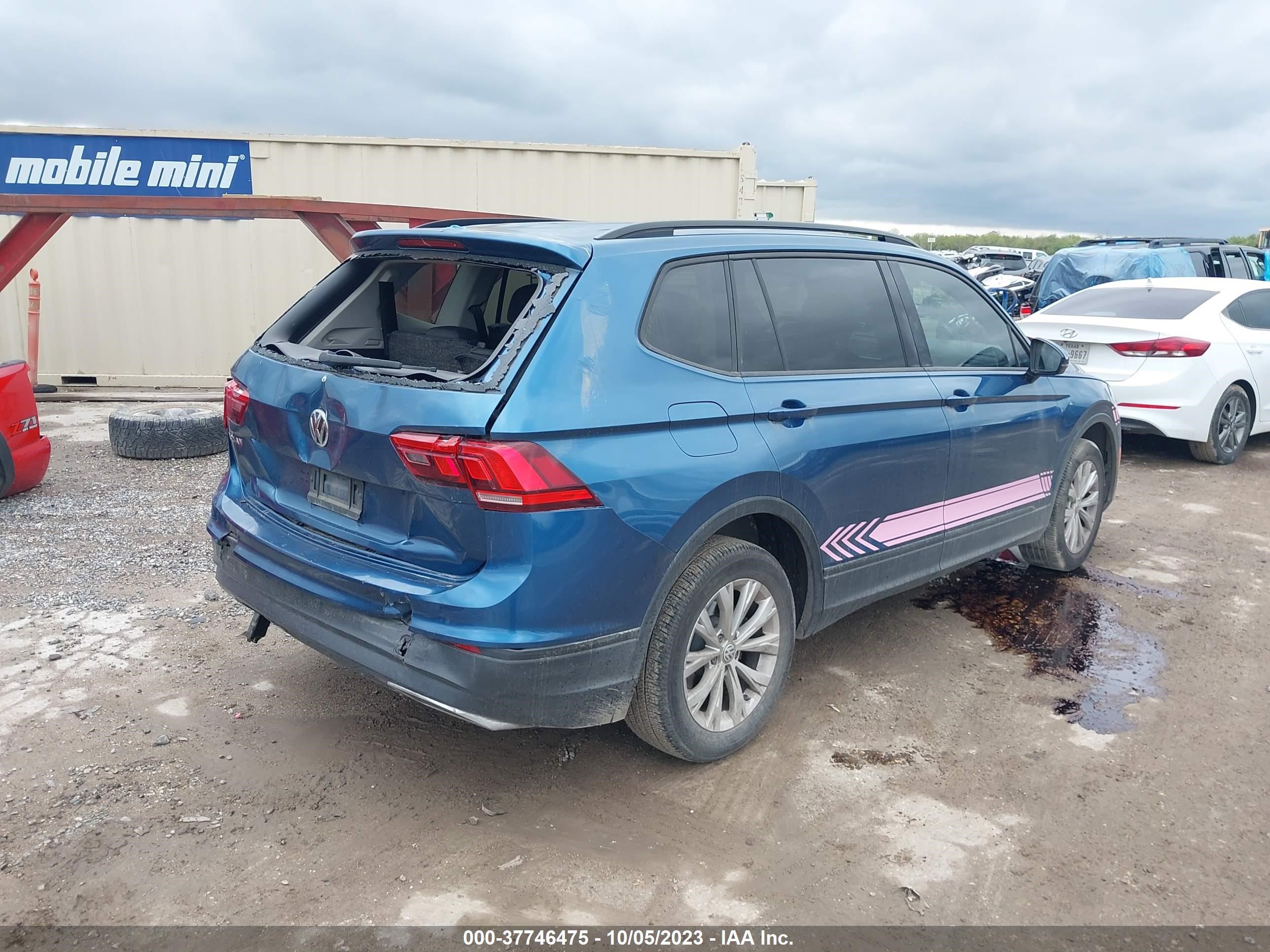 3VV1B7AX4KM100798  volkswagen tiguan 2019 IMG 3