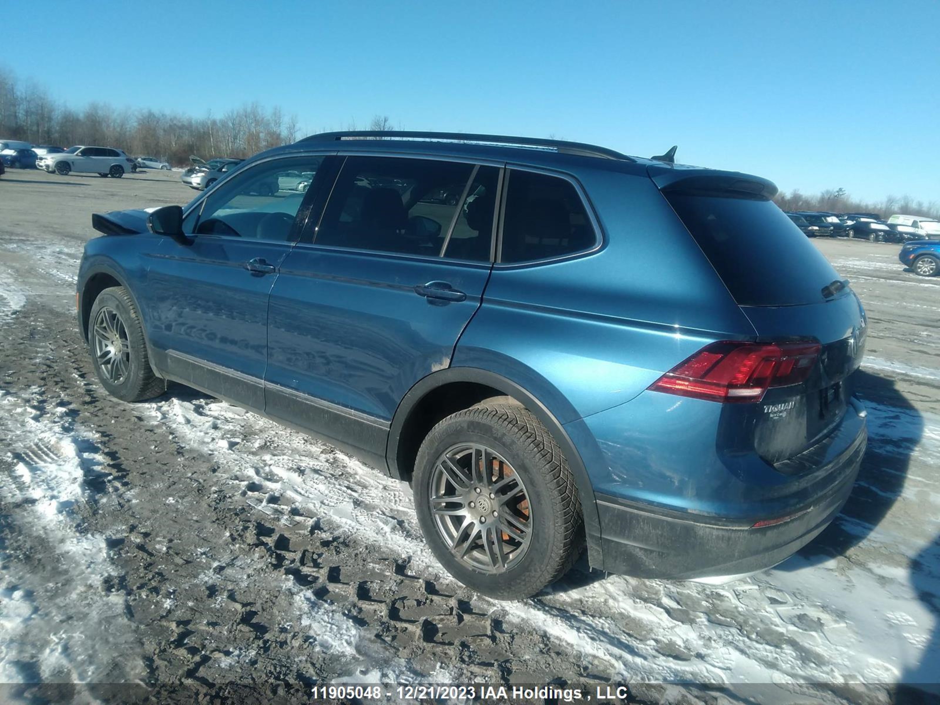 3VV2B7AX5KM187650  volkswagen tiguan 2019 IMG 2