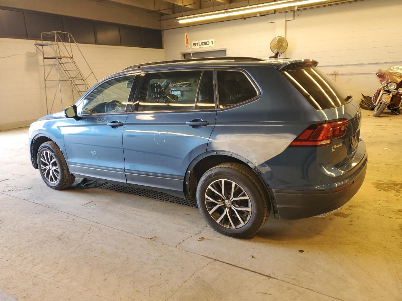 3VV2B7AX8KM118662  volkswagen tiguan 2019 IMG 1