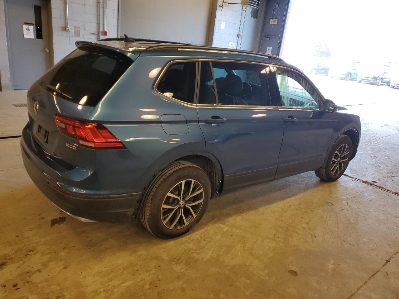 3VV2B7AX8KM118662  volkswagen tiguan 2019 IMG 2