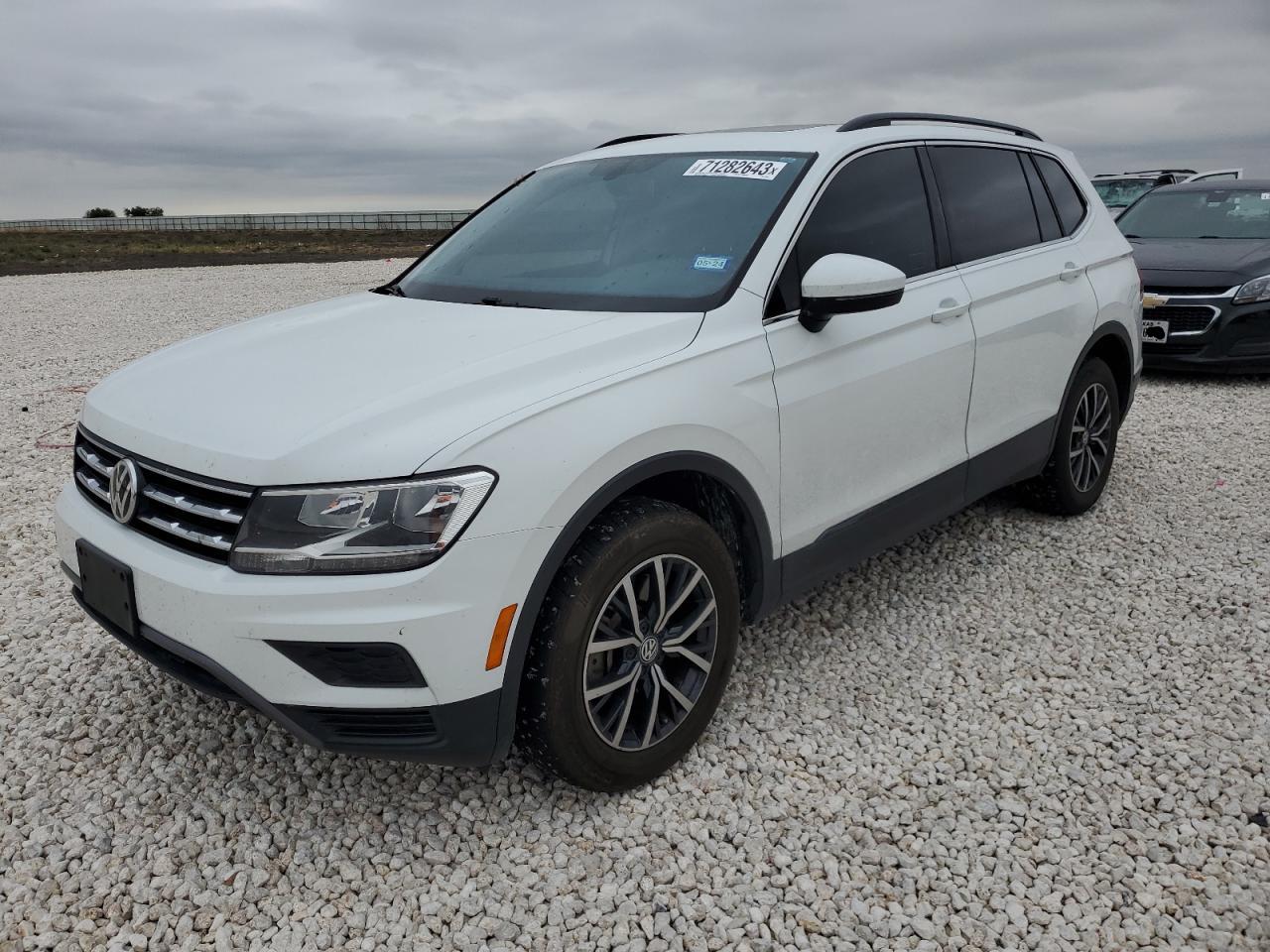 3VV3B7AX1KM140460  volkswagen tiguan 2019 IMG 0